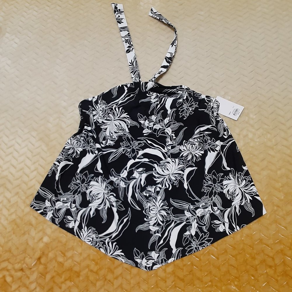 Women's Tankini Swim Top/APT. 9 Black & White Floral Sz. M-$33.00.